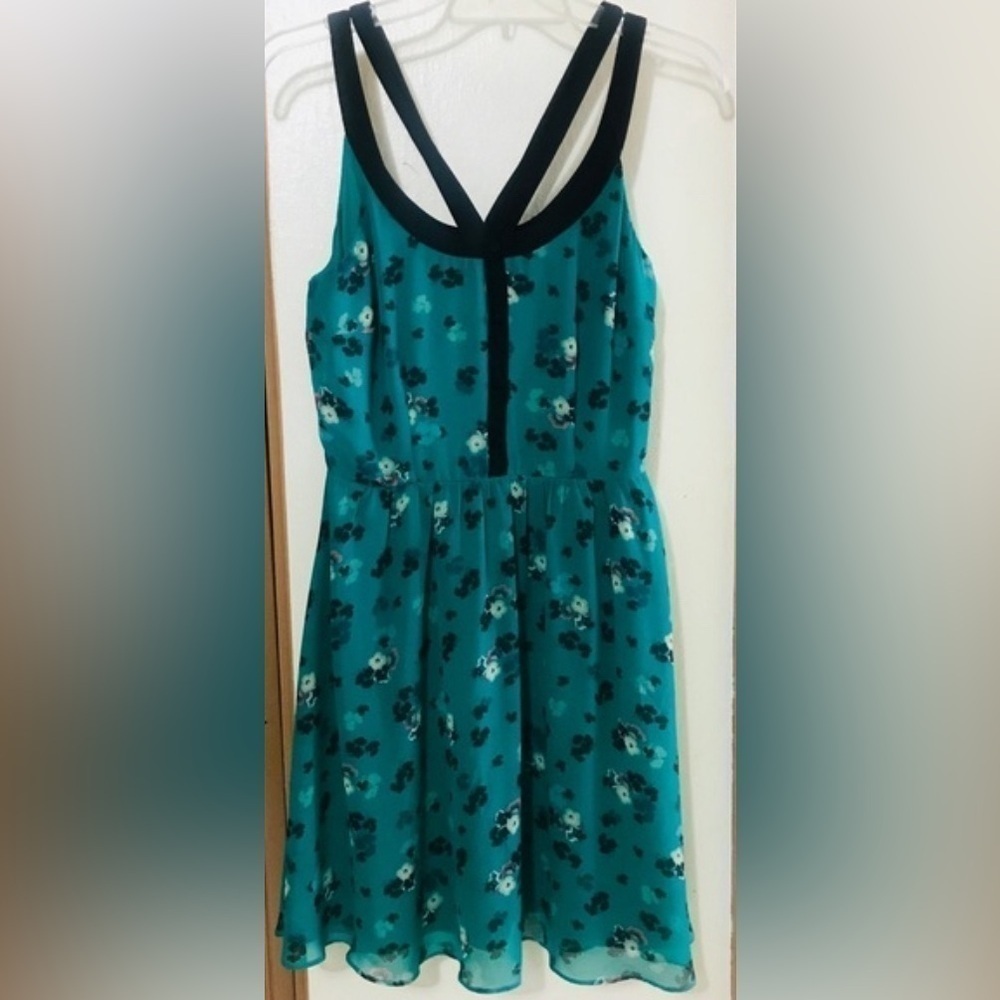 LC Lauren Conrad Chiffon teal floral Dress Size 2
